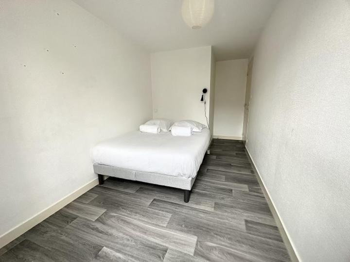 Residence Bury Тюл Екстериор снимка