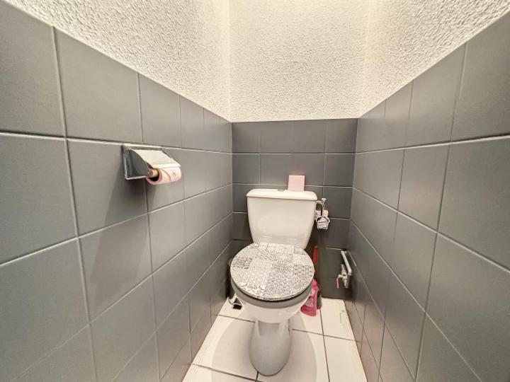 Residence Bury Тюл Екстериор снимка