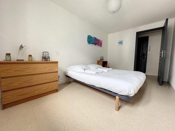 Residence Bury Тюл Екстериор снимка